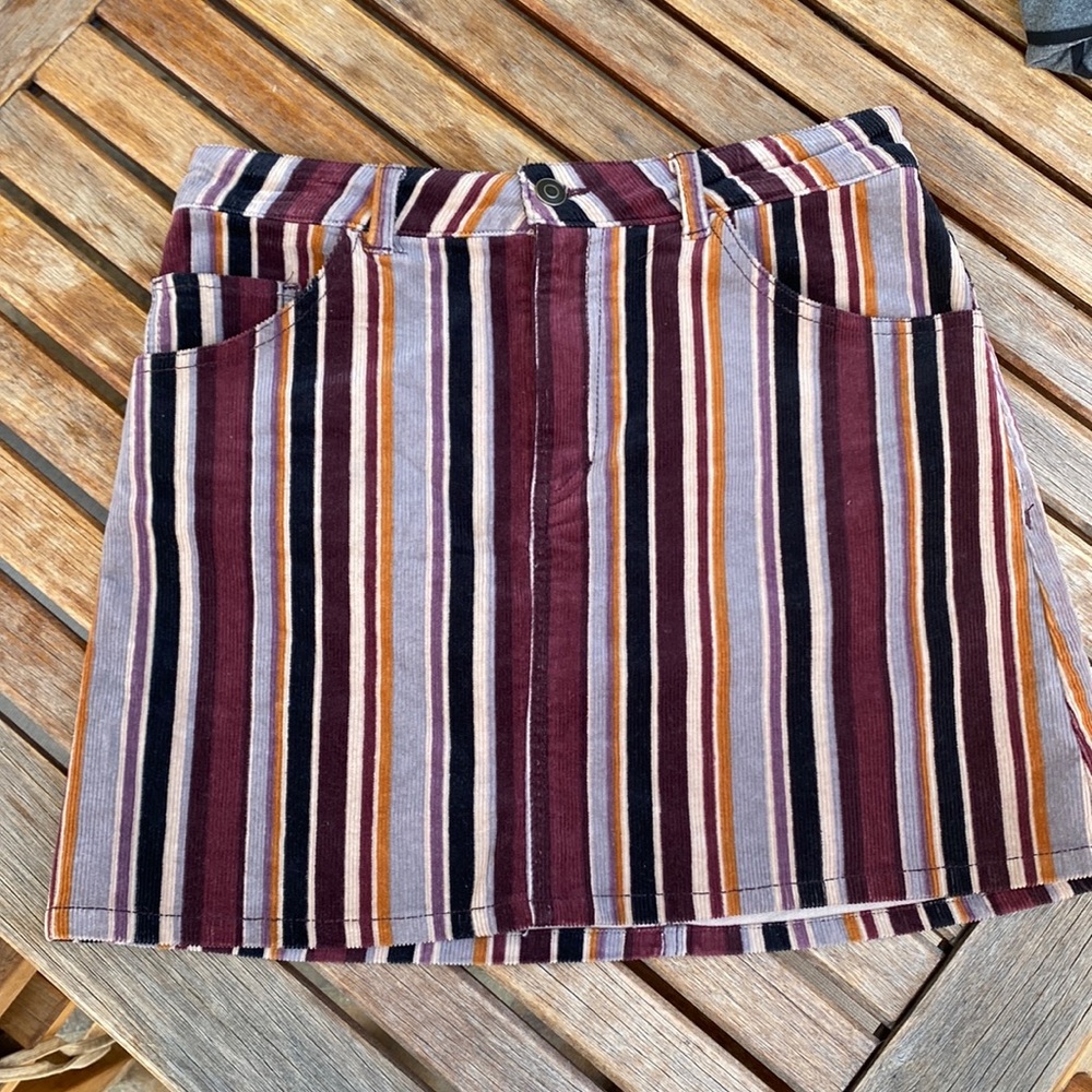 New never been worn mini stretch corduroy skirt